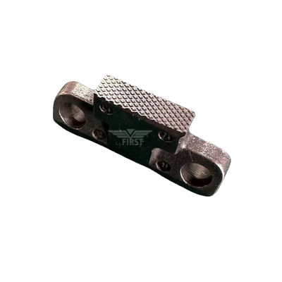 Karanlık Gümüş Gripper Pad TC.011.920 standart kalınlığı olan Heidelberg XL makineleri için