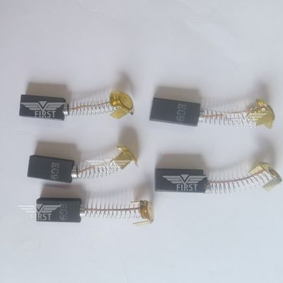 Baskı makinesi için 10*6*20mm Karbon fırça - Komori Roland ile uyumlu çelik/plastik malzeme