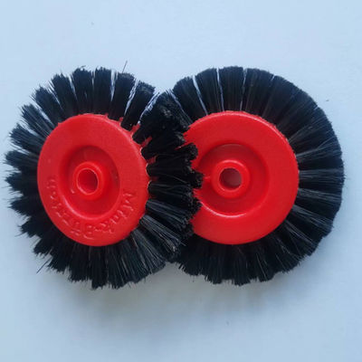 6x60mm Heidelberg baskı makinesi için sert fırça tekerleği Domuz kılı ile yüksek kaliteli plastikten yapılmıştır